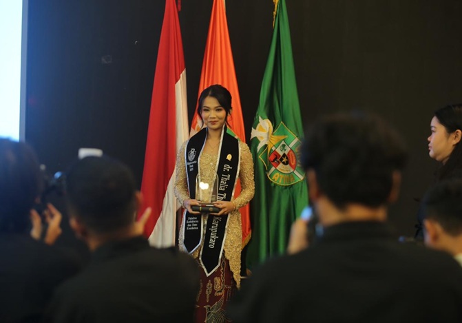 PT Freeport Indonesia Dukung Pendidikan Papua, Tiga Putra-Putri Amungme dan Kamoro Resmi Sandang Gelar Dokter