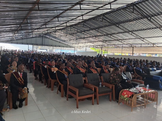 STAK Nabire Gelar Yudisium S1 dan S2 Angkatan ke-13, Lulusan Diminta Jadi Agen Pemulihan