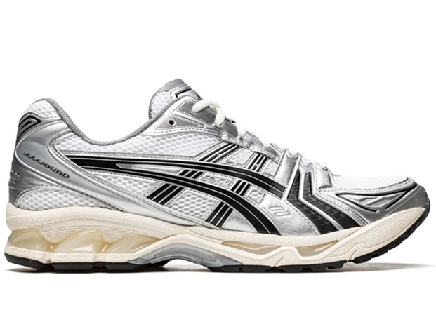 Cari Stability Shoes? 5 Alasan Asics Gel Kayano Jadi Sepatu Stabilitas Terbaik untuk Lari Jarak Jauh