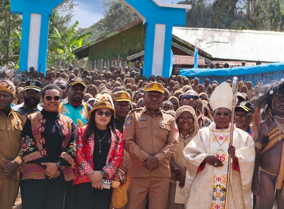 Gubernur Papua Tengah Tekankan Peran Gereja dalam Pembangunan Manusia pada Muspasmee VIII