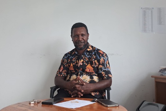 SMA Negeri Meepago Rasakan Dampak Program BOSDA Gratis Papua Tengah, Sekolah Kecil Kini Lebih Bertahan