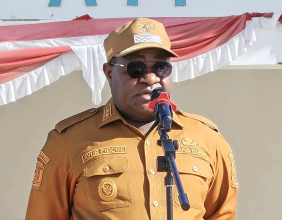 (Wakil Bupati Deiyai, Ayub Pigome)