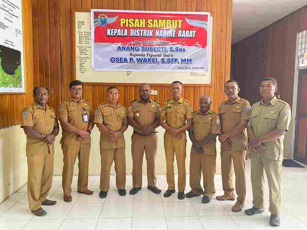Resmi Jabat Kepala Distrik Nabire Barat, Osea Paul Wakei Siap Perkuat Pelayanan Publik