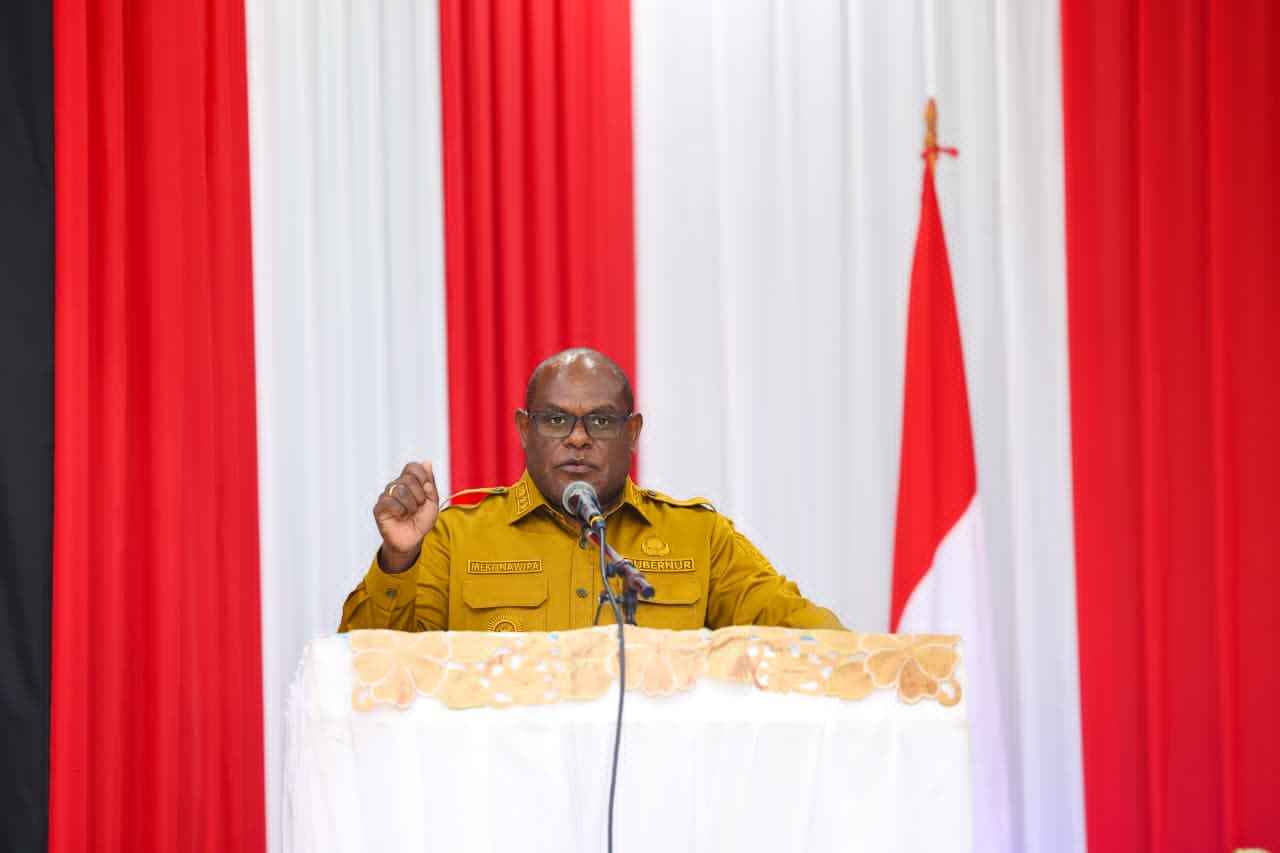 Seminar Pendidikan dan Kesehatan Papua Tengah: Gubernur Tekankan Integritas Data