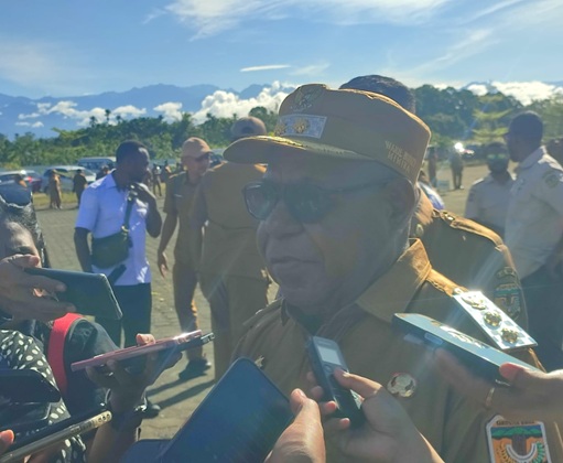 (Wakil Bupati Mimika, Emanuel Kemong)