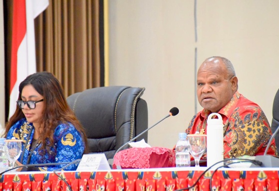 (Bupati Puncak Jaya Ajak Ormas Jaga Persatuan dan Dukung Pembangunan Daerah)