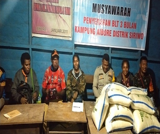 Penyerahan BLT & Sembako Kampung Aibore Nabire