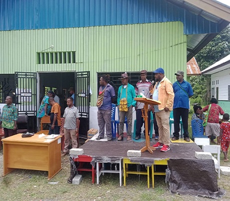 Lima Calon Kepala Kampung Gerbang Sadu Sampaikan Visi & Misi Kepada Warga