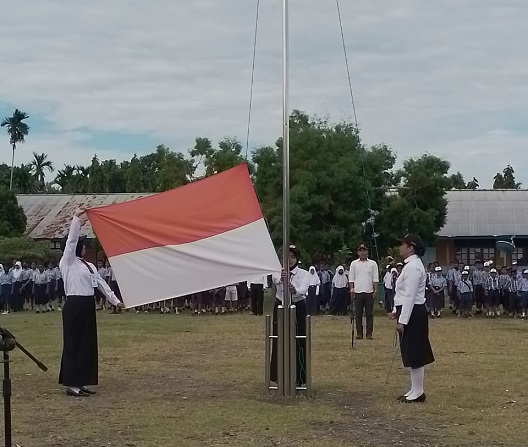 SMP Negeri 3 Nabire Peringati Hari Sumpah Pemuda ke-94