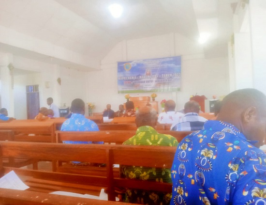RAKERSIS I Gereja Kingmi Klasis Wanggar Dilaksanakan di Gereja Kingmi Jemaat Kalvari SP1