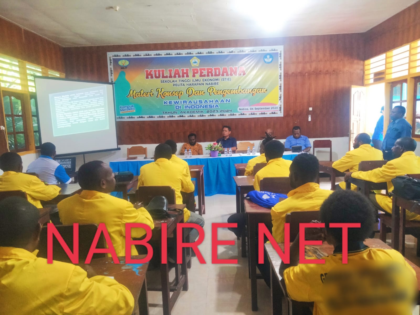 Sekolah Tinggi Ilmu Ekonomi STIE Pelita Harapan Nabire Gelar Kuliah Perdana untuk Mahasiswa Baru Angkatan Pertama