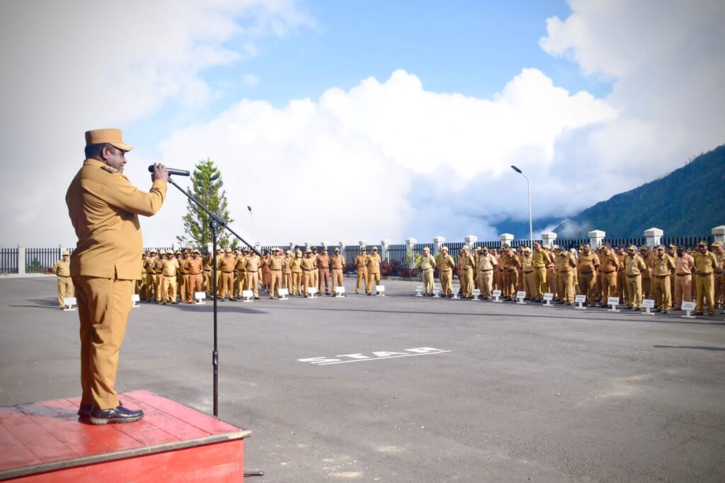 (Wakil Bupati Puncak Jaya, Mus Kogoya, SE., MM)