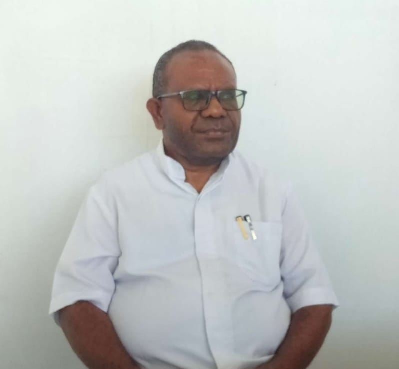 (Ketua Persekutuan Gereja-Gereja Papua Tengah (PGGPT), Pdt. Dr. Yance Nawipa, M.Th)