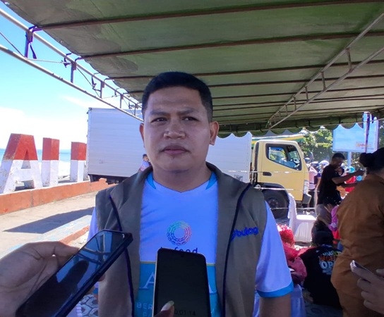 (Asisten Manajer Bisnis Bulog Nabire, Muhammad Rahadian)