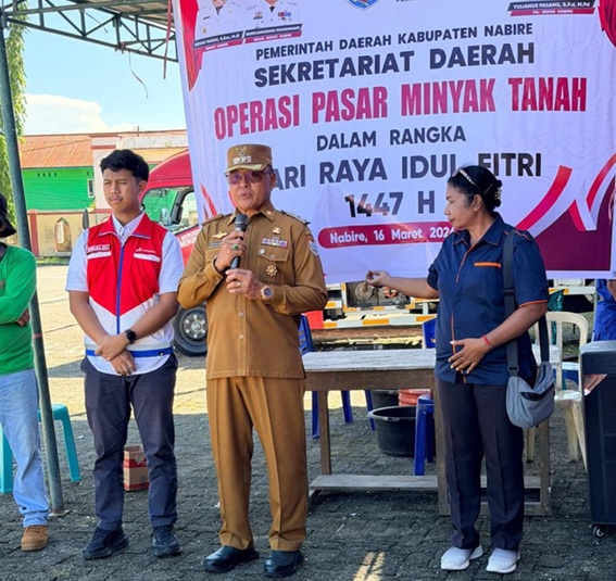 (Operasi Pasar Minyak Tanah Jelang Lebaran)