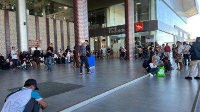 (Bandara Douw Aturure Nabire)