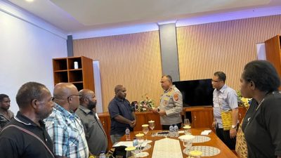 (Koalisi Dogiyai gelar pertemuan dengan Kapolda Papua Tengah)