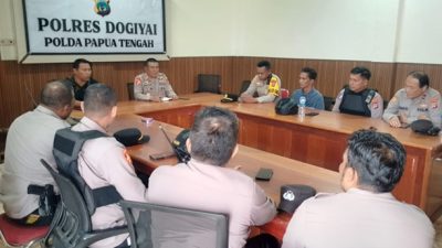(Antisipasi Gangguan Kamtibmas, Polres Dogiyai dan Brimob Gelar Rapat Koordinasi)