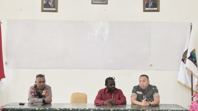 (Investigasi Konflik Sosial Deiyai Rampung, Laporan Diserahkan Bupati ke Gubernur Papua Tengah)