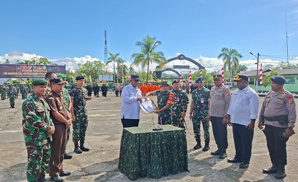 (TMMD ke-128 Resmi Dibuka di Mimika, 150 Personel Bangun Rumah dan Sumur Bor)