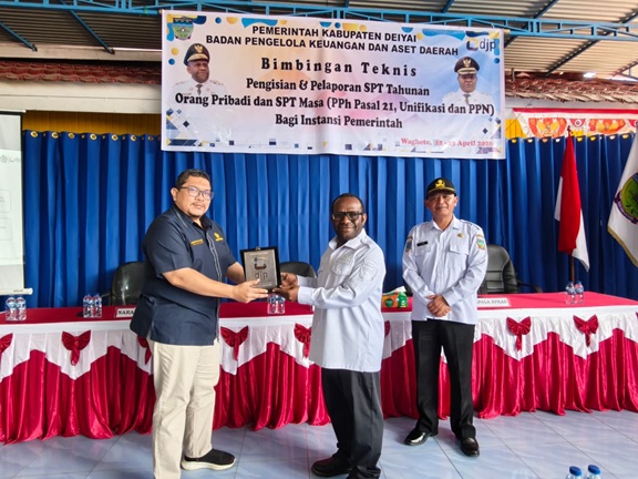 (Pemkab Deiyai Gelar Bimtek Perpajakan untuk 340 ASN dan Bendahara)