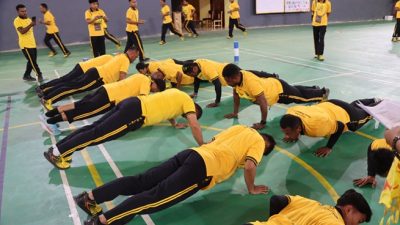(Polres Paniai Gelar Kesamaptaan Jasmani Semester I 2026 untuk Uji Kesiapan Personel)