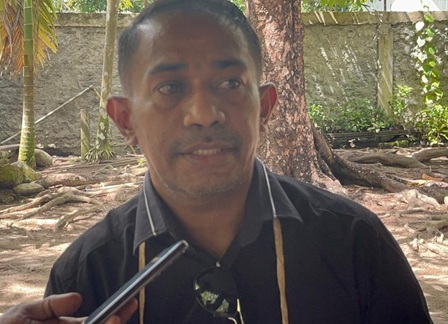 (Dewan Pendiri Aliansi Masyarakat Pesisir, Edy Wabes)