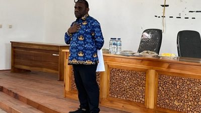 (Bupati Deiyai Tegaskan Reformasi Pendidikan 2026, Larang Pungli di Sekolah)