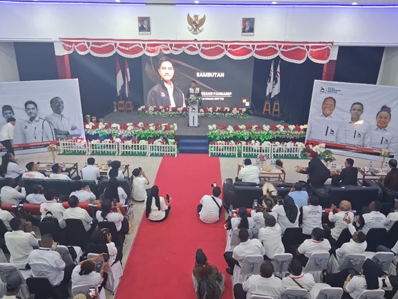 (Kaesang Pangarep Puji Semangat PSI Papua Tengah, Target Menang Pemilu 2029)
