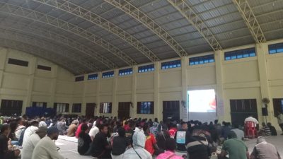 (Ratusan Warga Nabire Ikut Nobar Film “Pesta Babi”, Angkat Isu PSN di Papua)