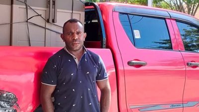 (Ketua DPD I Komite Nasional Pemuda Indonesia Papua Tengah, Yustinus Tebai)