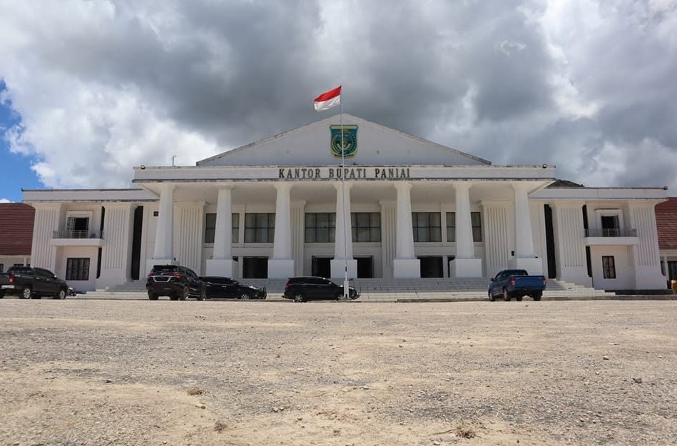 (Kantor Bupati Paniai)