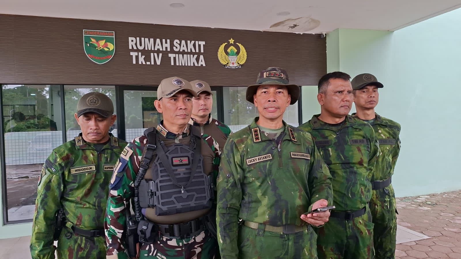 Jenazah Pilot AMA Nicholas F. Goselin Tiba di Timika, Siap Diberangkatkan ke Jakarta
