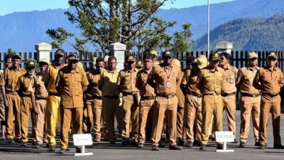 (Wabup Puncak Jaya Ajak ASN dan Masyarakat Perangi Miras)
