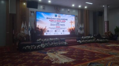 (Ibadah Oikumene ASN Papua Tengah, Ketua FKUB Ajak ASN Tinggalkan Ego dan Andalkan Tuhan Yesus)