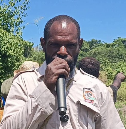 (Ketua DPW Tani Merdeka Provinsi Papua Tengah, Aser Yogi)