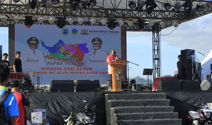 HUT Ke-4 Papua Tengah Dimulai: Jalan Santai hingga Lomba Yospan Warnai Perayaan