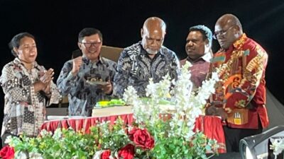 (Gubernur Meki Nawipa: Empat Tahun Papua Tengah Saatnya Evaluasi, Bukan Sekadar Perayaan)
