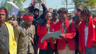 (Ratusan Mahasiswa Intan Jaya Kepung DPR Papua Tengah, Ini Dua Tuntutan Utamanya)