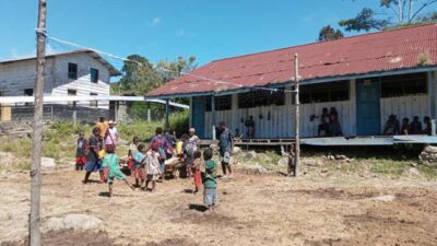 (Warga Soroti Pelayanan Pendidikan SD Negeri Tibai, Minta Pemerintah Segera Lakukan Evaluasi)