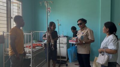 (Mitra BGN Nabire Rayakan Hari Anak Nasional dengan Berbagi Bingkisan untuk Anak-anak di RSUD)