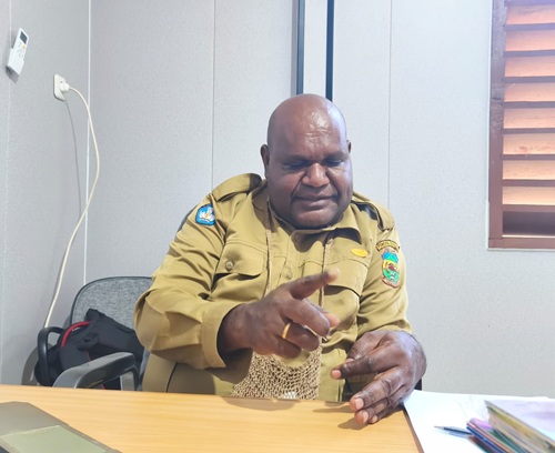 (Kepala Bidang Data Dinas Pendidikan dan Kebudayaan (Disdikbud) Papua Tengah, Yulianus Kuayo)