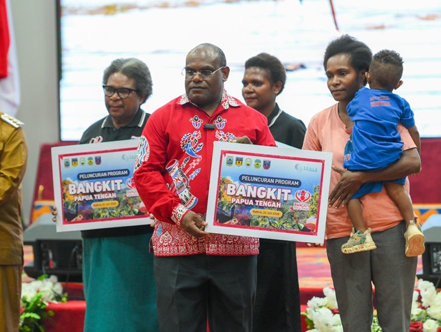 Gubernur Meki Nawipa Luncurkan Program BANGKIT, Seribu Anak OAP Jadi Sasaran Awal
