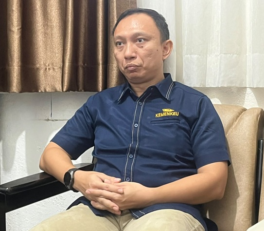 (Kepala KP2KP Nabire, Arioki Begin Sihombing)