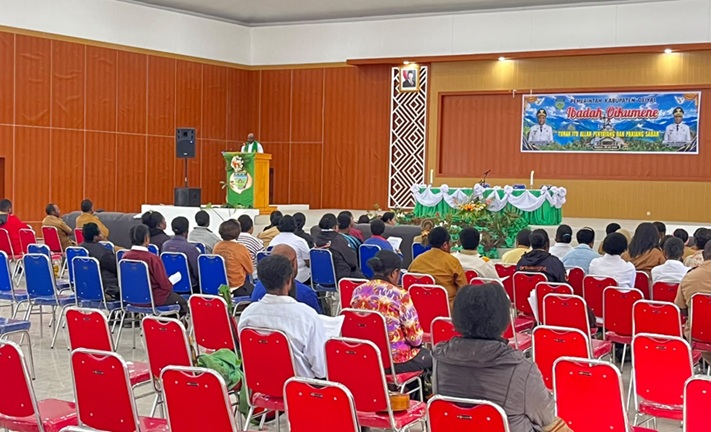 (Pemkab Deiyai Teguhkan Semangat Pelayanan Lewat Ibadah Oikumene Bulan Juli 2026)