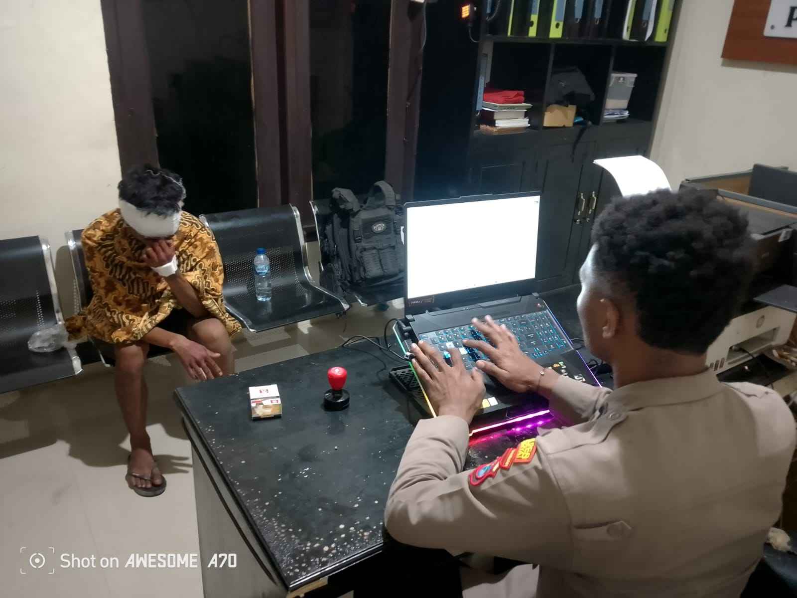 Sopir Lintas Dibacok OTK di Moanemani Dogiyai, Polisi Lakukan Penyelidikan