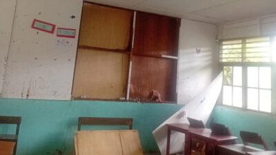 (Kondisi SD Negeri Inpres Kaliharapan Nabire yang memprihatikan)