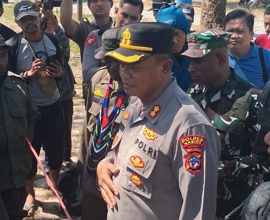 (Kapolres Nabire Tegaskan Tak Ada Upaya Menutupi Kasus Pembunuhan Pelajar CKC)