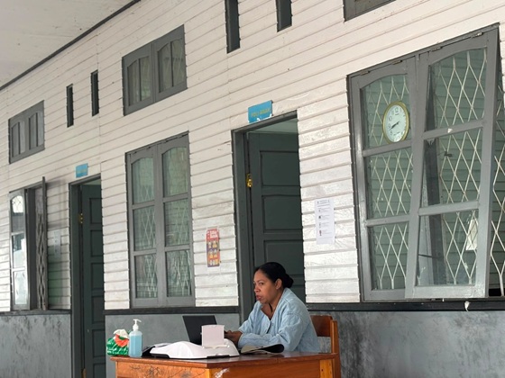 (Perkuat Koordinasi dan Tingkatkan Pelayanan Kesehatan, Kadinkes Deiyai Mulai Berkantor di RSUD Pratama Waghete)