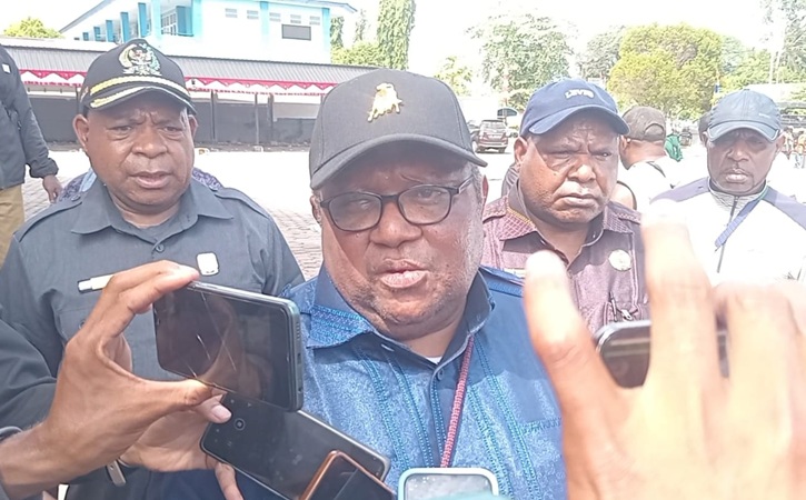 (Wakil Ketua IV DPR Papua Tengah, John Gobai)